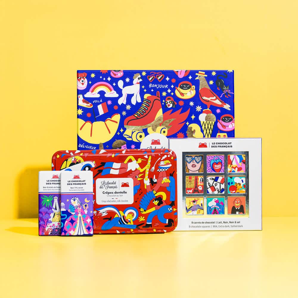 Deux mini-tablettes, un coffret de neuf carrés et une boîte en métal de crêpes dentelle tiennent dans ce coffret, largement de quoi remplir une soirée entre amis sans en garder pour le lendemain.