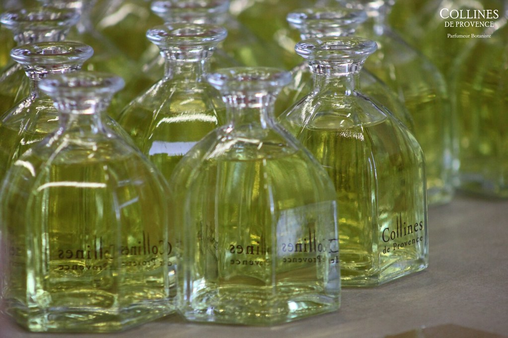Beauté authentique : découvrez les marques artisanales françaises de soins naturels.