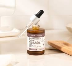 Mon avis détaillé sur le sérum cheveux anti-chute Peptides & extrait de pois d’Aroma-Zone, après plusieurs semaines de test quotidien. Ce soin capillaire sans parfum ni huile essentielle convient aux cuirs chevelus sensibles et vise à limiter la chute de cheveux tout en stimulant la repousse grâce à ses actifs naturels. Recommandé dans une routine capillaire douce, ce produit est apprécié pour sa légèreté, sa facilité d’utilisation et son excellent rapport qualité-prix. Une solution anti-chute naturelle adaptée aux cheveux fins, colorés, ou fragilisés, et un vrai bon plan pour prendre soin de ses racines au quotidien.