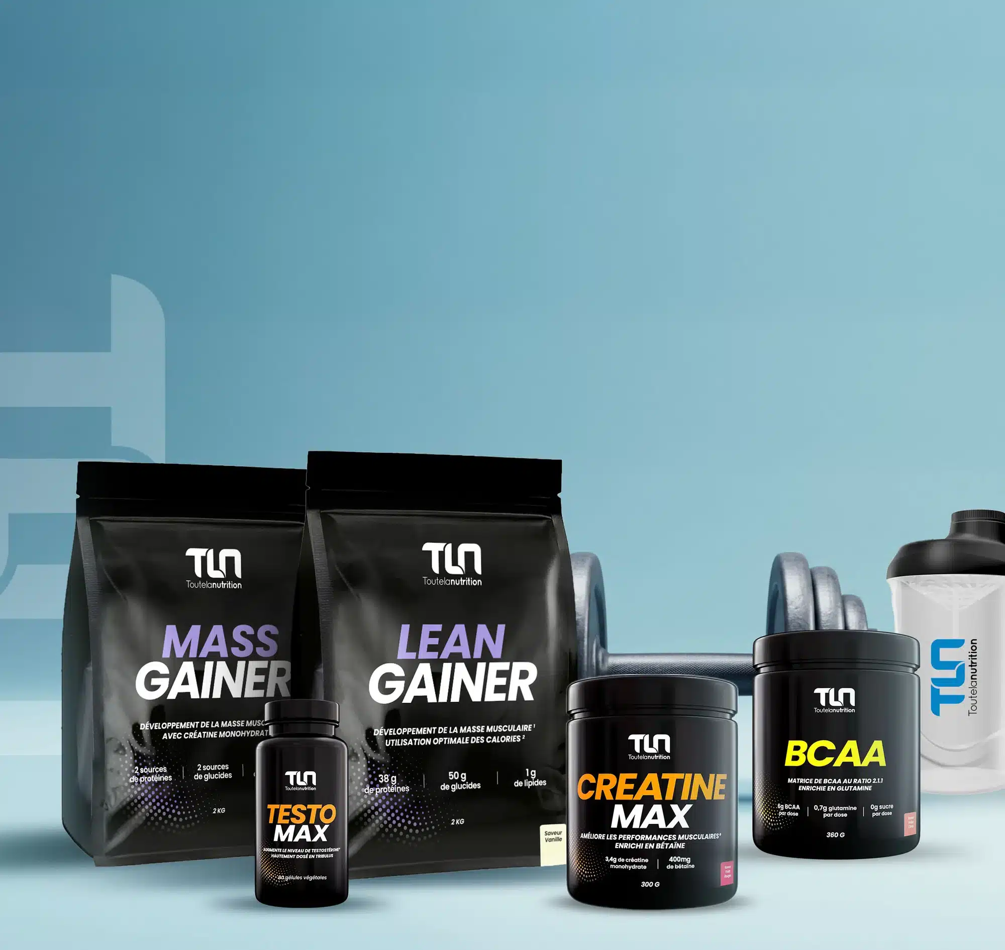 Photo illustrant un avis complet sur les produits Toute la Nutrition avec des compléments alimentaires comme de la whey, de la créatine, un gainer, et une crème de riz sur une table de cuisine, destinée à représenter une expérience client authentique dans l’univers du sport et de la nutrition