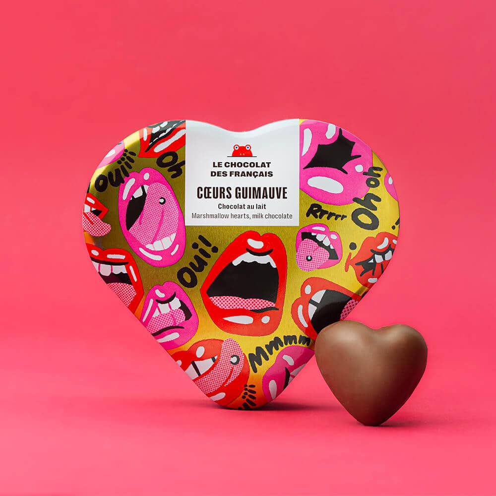Coffret de chocolat artisanal à personnaliser, parfait comme idée de cadeau d’anniversaire pour une maman gourmande et créative. Chaque tablette est une petite œuvre d’art, fabriquée en France sans huile de palme, avec des goûts variés et un emballage personnalisable. Idéal pour dire “je t’aime” avec douceur, sans tomber dans le banal. Un présent gourmand et original, à savourer lentement… ou à cacher dans son tiroir perso.