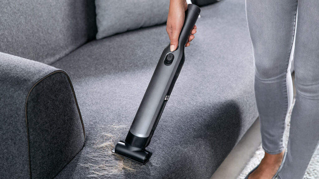 Code promo Shark aspirateurs à main CASESN10 permettant d'obtenir -10% de réduction sur les aspirateurs à main sans fil Shark WandVac disponibles sur sharkninja.fr, dont le WandVac 2.0 WV270EU avec base de charge murale pour qu'il soit toujours prêt à l'emploi à 161,99€ et le WandVac classique WV200EU à 116,99€, appareils légers et compacts conçus pour la voiture le canapé les escaliers et les surfaces limitées
