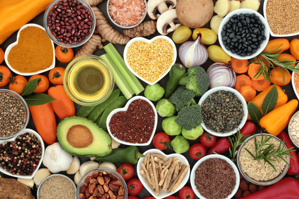 c'est quoi un actif ? Comment fonctionnent les compléments alimentaires ? Une photo d'aliment qui contiennent naturellement des actifs.