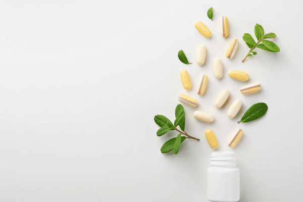 Explication claire de ce qu est un complément alimentaire différence avec un médicament rôle nutritionnel soutien santé beauté énergie immunité et bien être