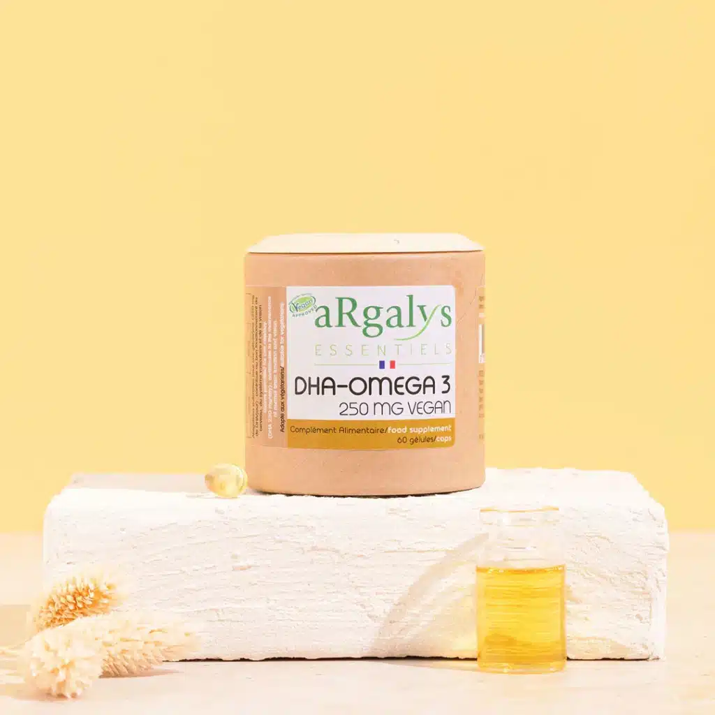 Flacon du DHA Oméga 3 Vegan Argalys à base de microalgues, complément riche en acides gras essentiels pour le cerveau, la peau et la concentration.