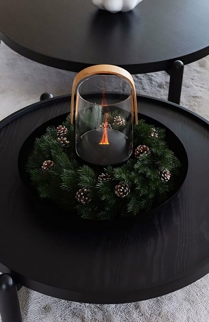 Idée cadeau d’anniversaire bien-être et maison : diffuseur d’huiles essentielles design Les Raffineurs posé sur une table en bois, légère vapeur parfumée, ambiance zen et cocooning, lumière tamisée évoquant un moment de détente à la maison.