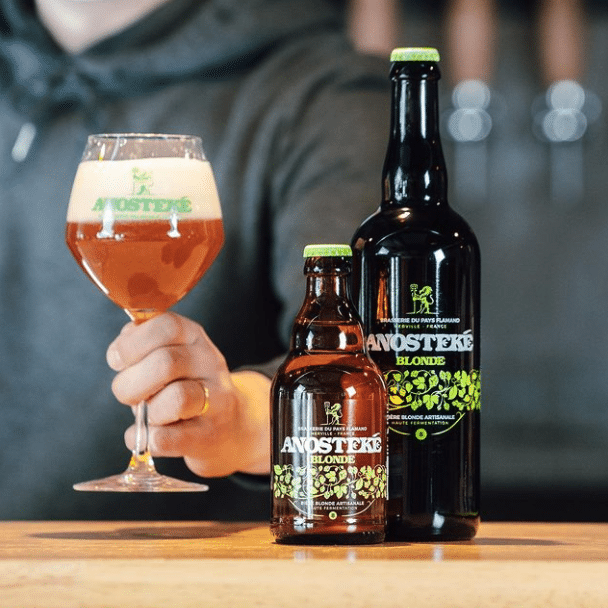 Image symbolique représentant les retours positifs des clients d’Une Petite Mousse autour des abonnements bière et des coffrets découverte.