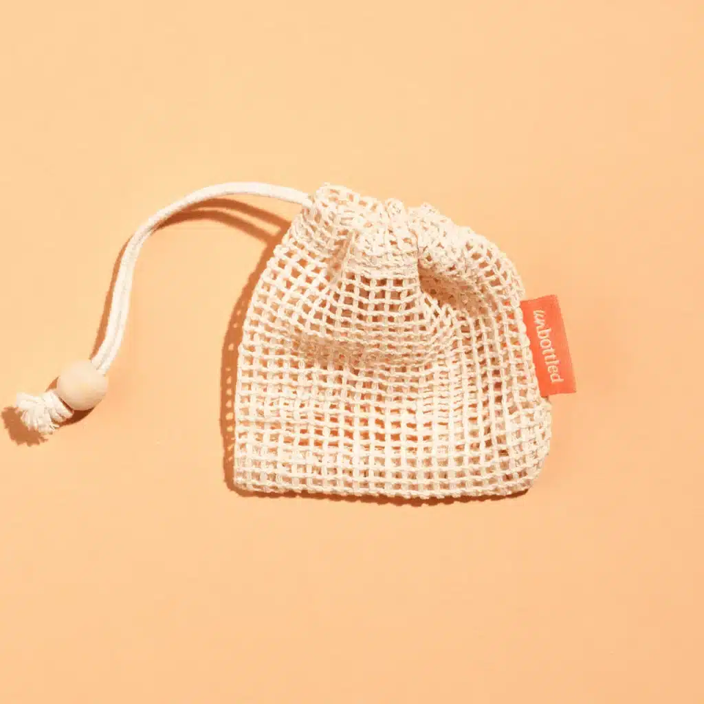 Filet sauve savon Unbottled pour utiliser les restes de cosmétiques solides