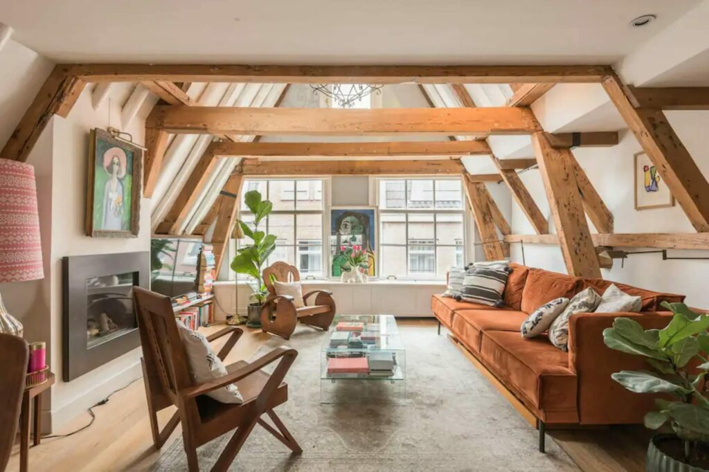 Activation du code promo Kindred joh.sta3 donnant accès à 5 crédits offerts après validation du logement pour obtenir jusqu’à cinq nuits dans la maison d’un membre de la communauté.