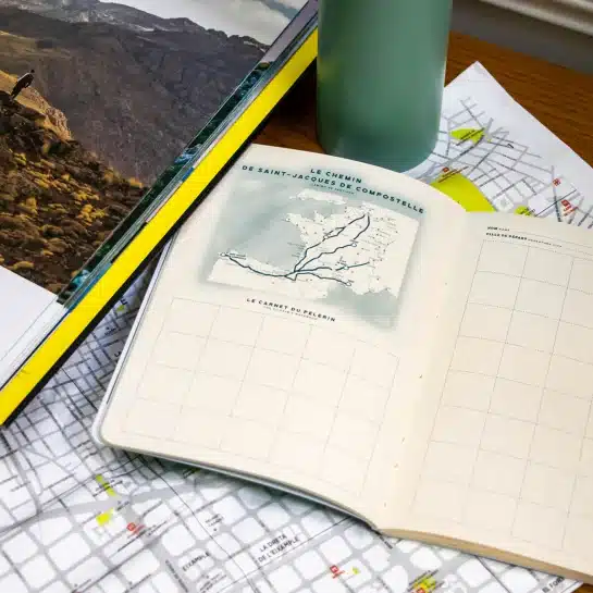  J'ai pris l'habitude de noter les objets qui me plaisent avec la date de repérage, un réflexe simple qui évite de perdre de vue un objet avant qu'il ne change dans le catalogue.