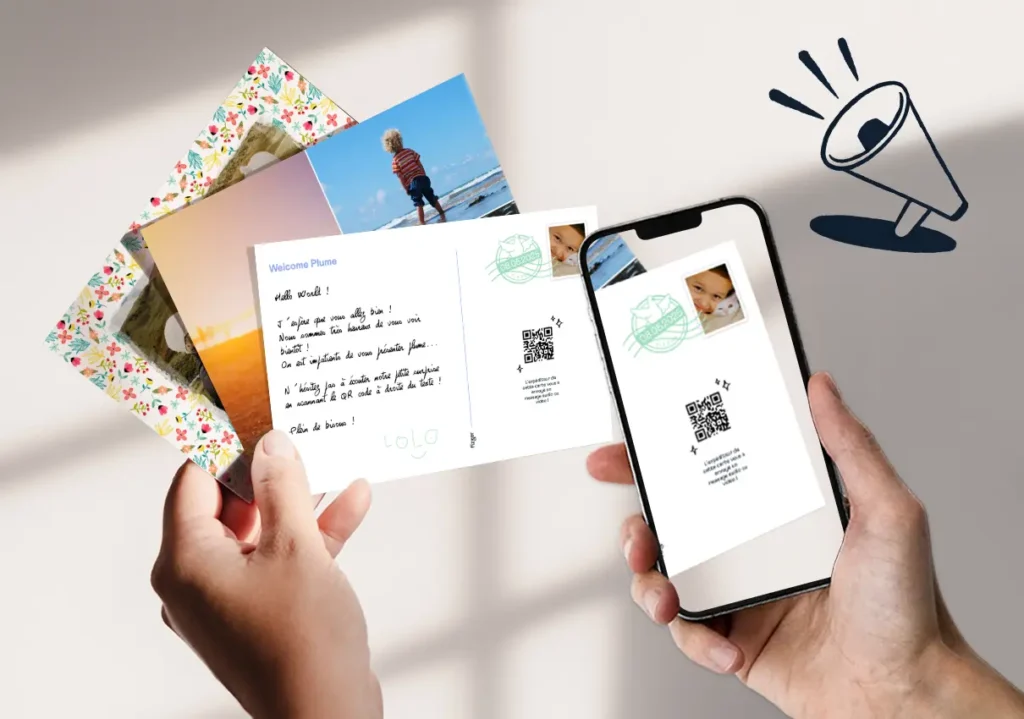 Le destinataire scanne le code au dos de la carte pour écouter un message vocal, une option qui surprend et fonctionne aussi bien pour soi que pour un proche éloigné.