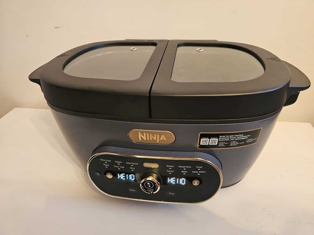 photo du Ninja MultiPot allumé pour illustrer mon avis final sur ce multicuiseur dual zone
